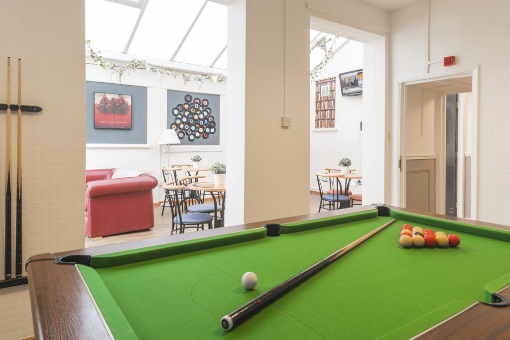 Nomad Backpacker Hostel Cardiff Bagian luar foto